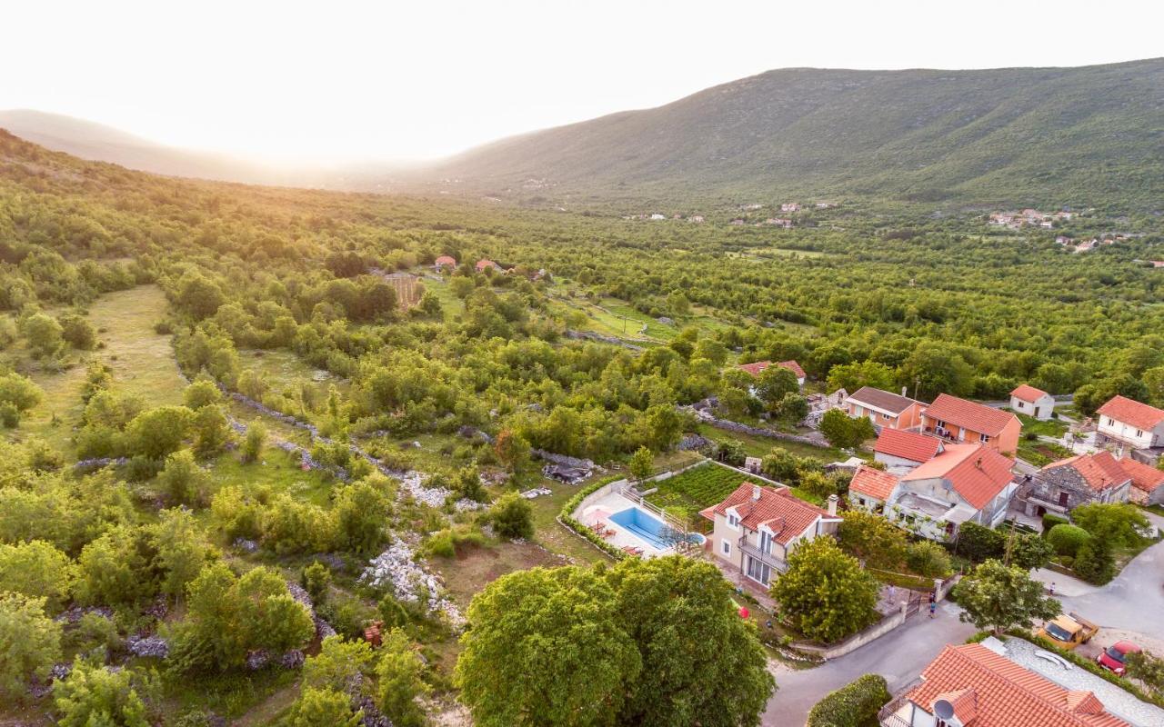 Holiday Home Memories And Joy Imotski Esterno foto