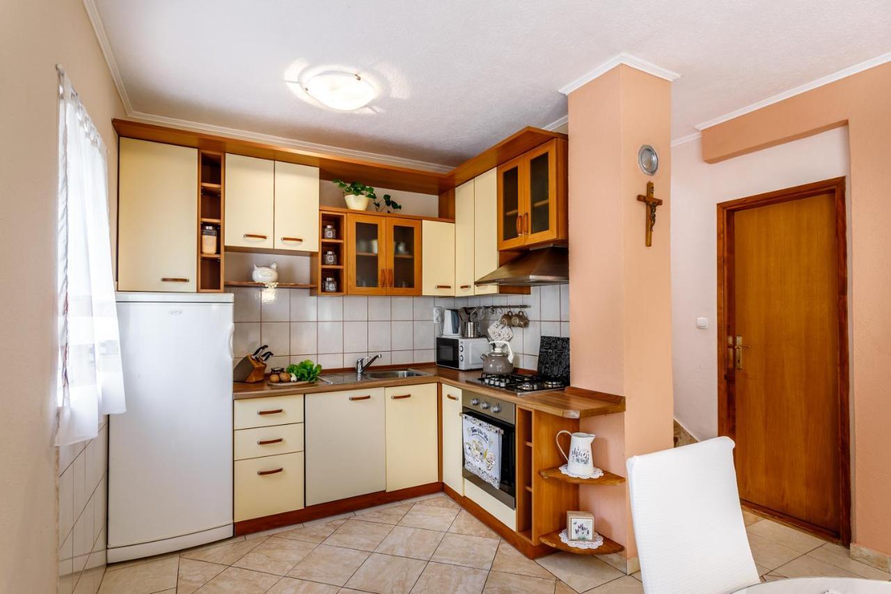 Holiday Home Memories And Joy Imotski Esterno foto