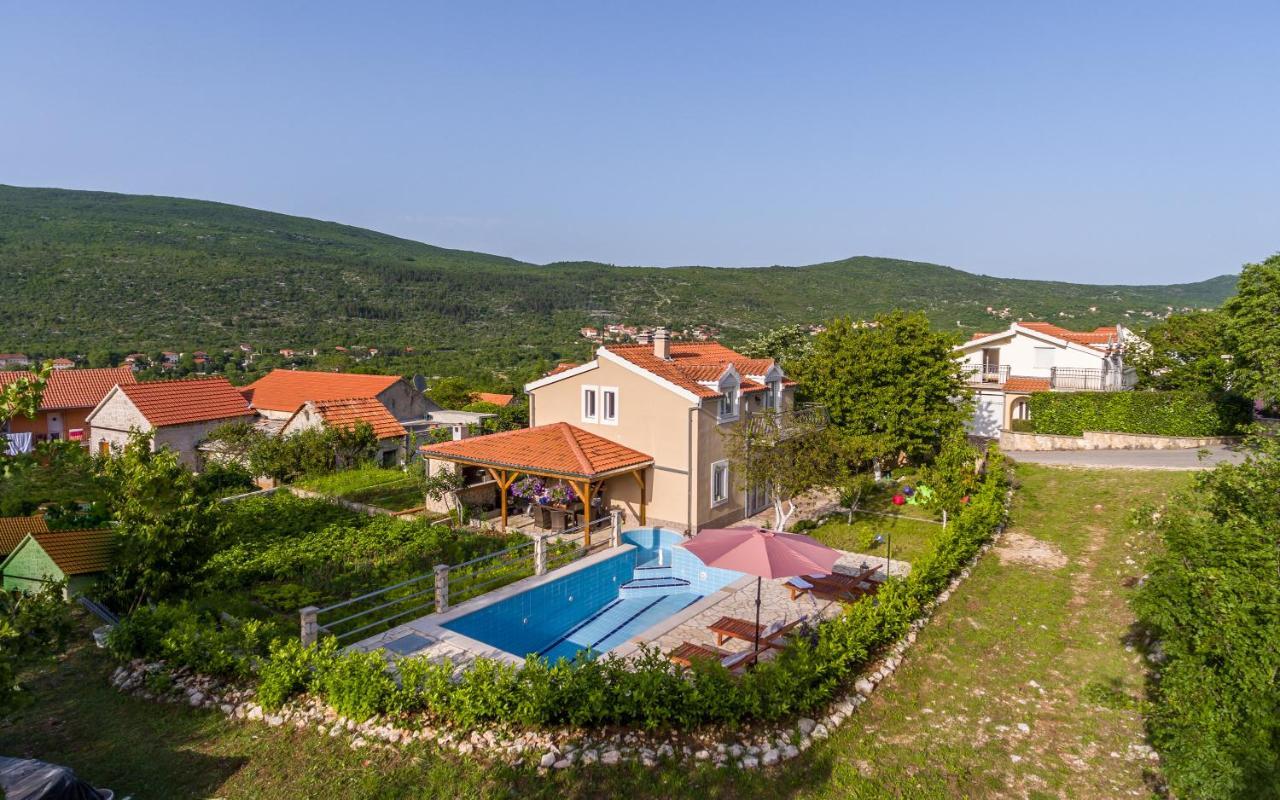 Holiday Home Memories And Joy Imotski Esterno foto