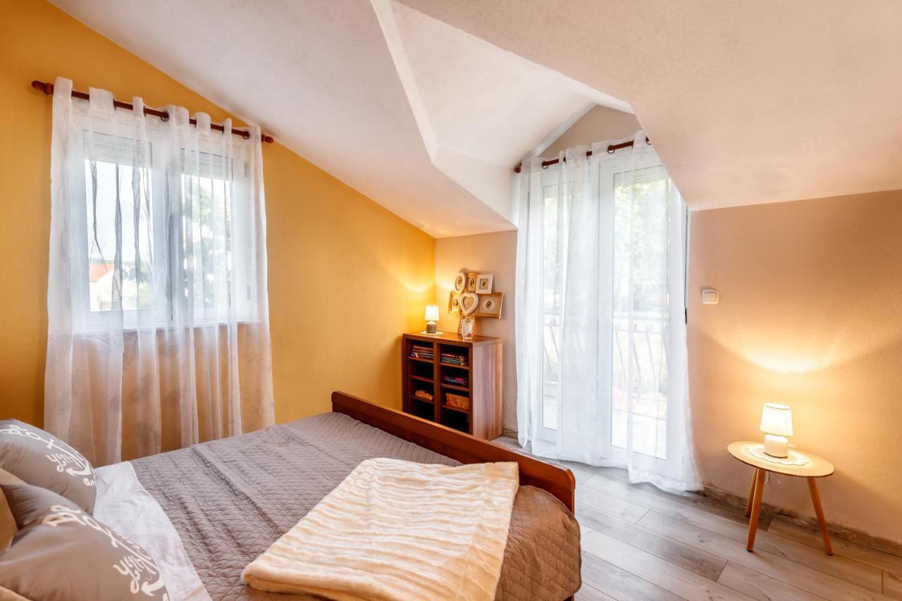 Holiday Home Memories And Joy Imotski Esterno foto