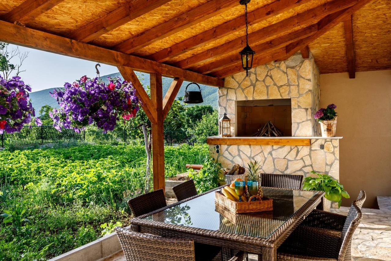 Holiday Home Memories And Joy Imotski Esterno foto