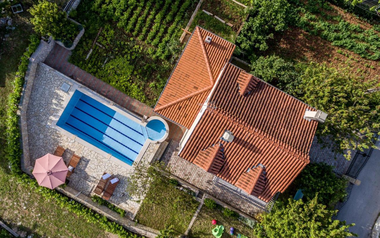 Holiday Home Memories And Joy Imotski Esterno foto